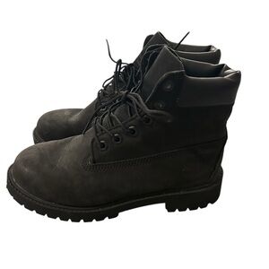 Youth Black Lace-Up Boots size 4.5
